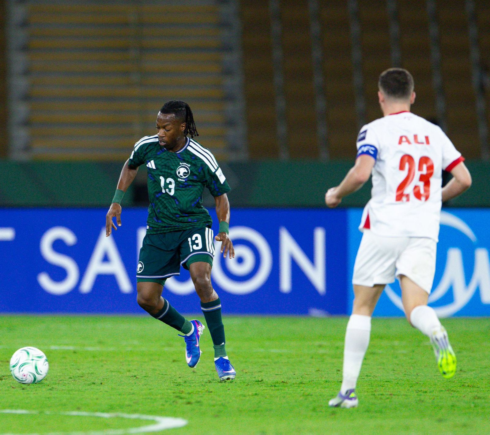 ثنائية العزايزة تقود الأولمبي الأردني لفوز مثير على السعودية