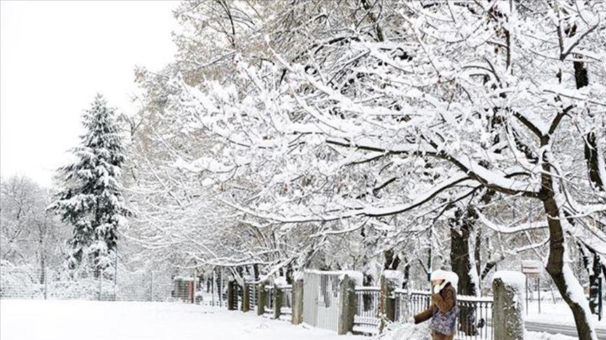 صورة حول : الأرصاد تنفي تراكم الثلوج المؤثر في عمّان اليوم الأرصاد تنفي تراكم الثلوج المؤثر في عمّان اليوم