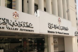 سلطة المياه تعلن إجراءات لتحسين بيئة العمل وتعزيز الاستقرار الوظيفي في شركة مياه اليرموك