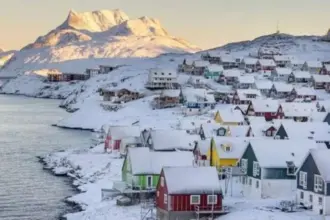 بريطانيا وألمانيا تناقشان نشر قوات للناتو في غرينلاند لاحتواء التهديد الأميركي