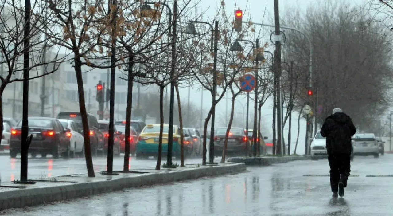 نموذج مناخي عالي الدقة يحذر من أمطار غزيرة وسيول محتملة في الأردن