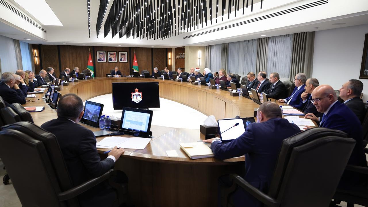 صورة حول : عاجل| مجلس الوزراء يقر قانون التعليم وأنظمة داعمة ويوافق على اتفاقية غاز لسوريا عاجل| مجلس الوزراء يقر قانون التعليم وأنظمة داعمة ويوافق على اتفاقية غاز لسوريا