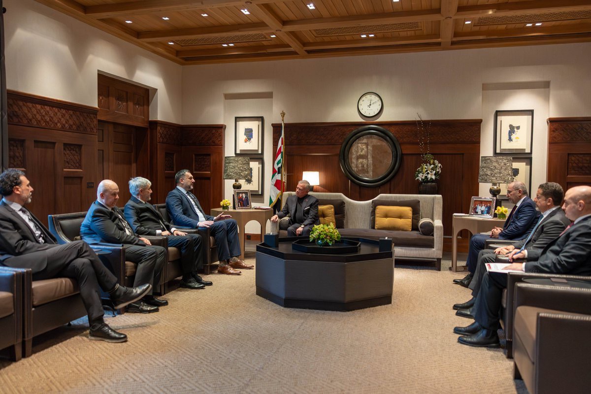 صورة حول : الملك يستقبل وزير خارجية البوسنة والهرسك الملك يستقبل وزير خارجية البوسنة والهرسك