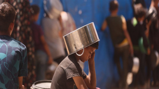 برنامج الأغذية العالمي يحذر من أزمة جوع عالمية في 2026 ويطالب بتحرك عاجل