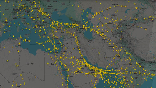 إيران تغلق مجالها الجوي مؤقتاً