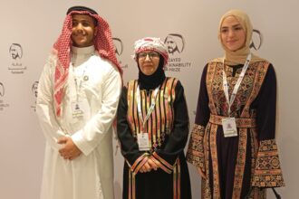 مدرسة الرجاء للصم وضعاف السمع تفوز بجائزة زايد للاستدامة 2025