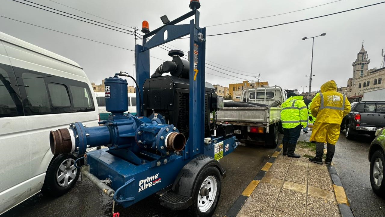 أمانة عمّان تتلقى 33 شكوى بسبب تجمع مياه الأمطار وتتعامل معها فورياً