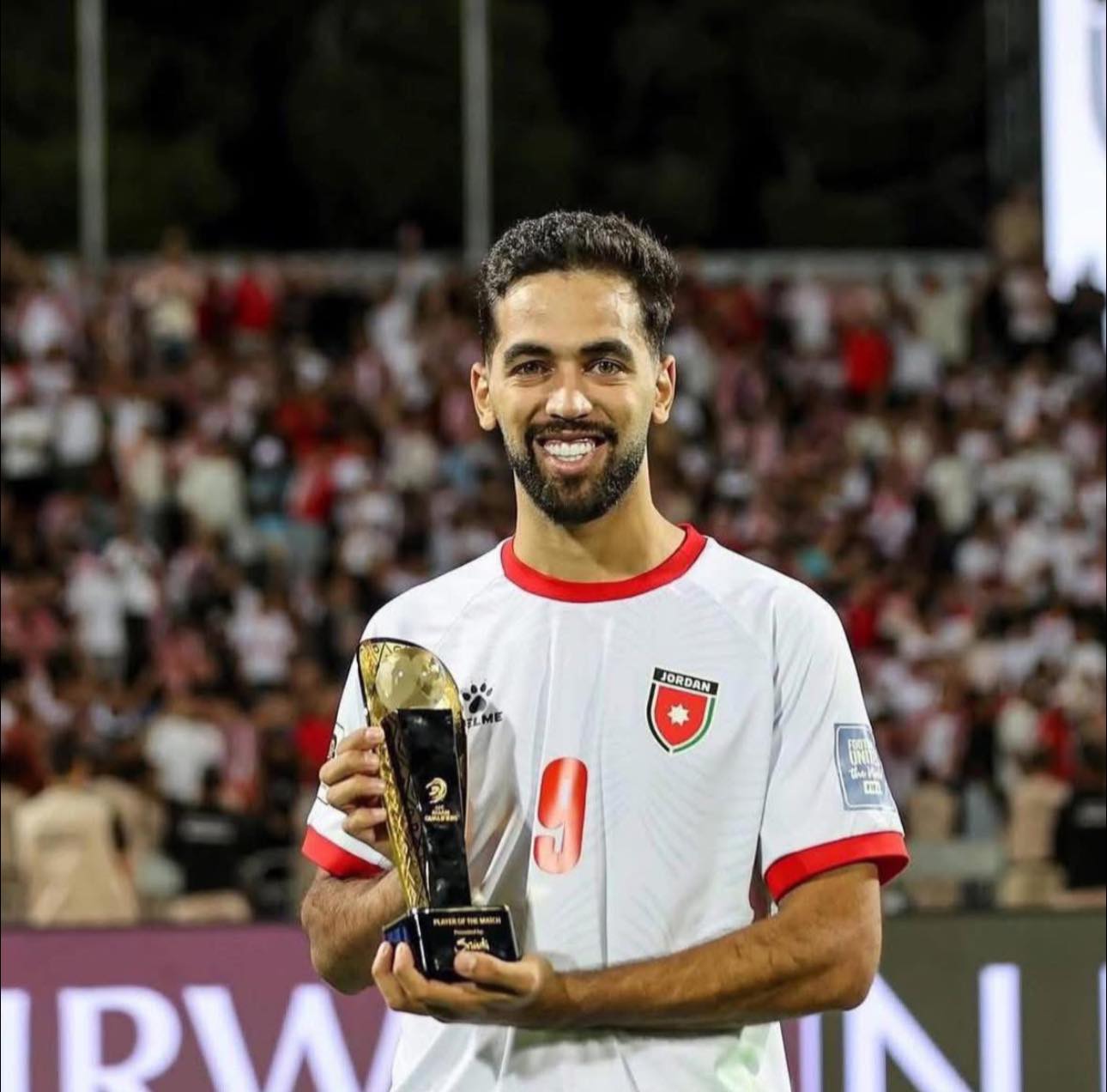 علي علوان في صفوف الرياض