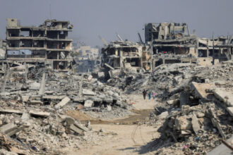 ترامب يعلن اتفاقًا مرتقبًا لنزع سلاح حماس ويكشف ملامح «خطة سلام غزة» بدعم إقليمي