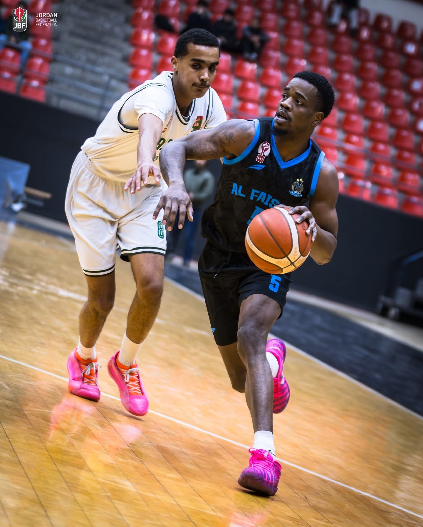 الفيصلي يكتسح الجليل 92–58 في ختام الجولة الثامنة من دوري السلة الممتاز