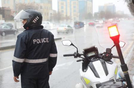 ضبط سائق تكسي غير مرخص في وسط البلد وتحذير من مخاطر القيادة دون ترخيص