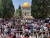 الآلاف يؤدون صلاة الجمعة في الأقصى رغم تشديد الاحتلال الإسرائيلي