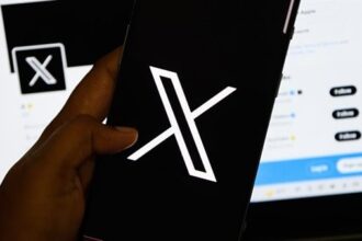 مستخدمو “إكس” في الأردن يشكون تعطل المنصة وسط تقارير عن أعطال عالمية