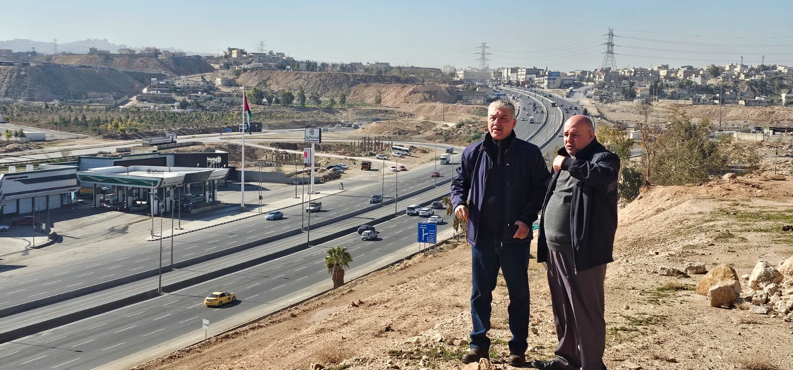 تفقد استعدادات زراعة 20 ألف شجرة وتأهيل متنزه الرصيفة الوطني