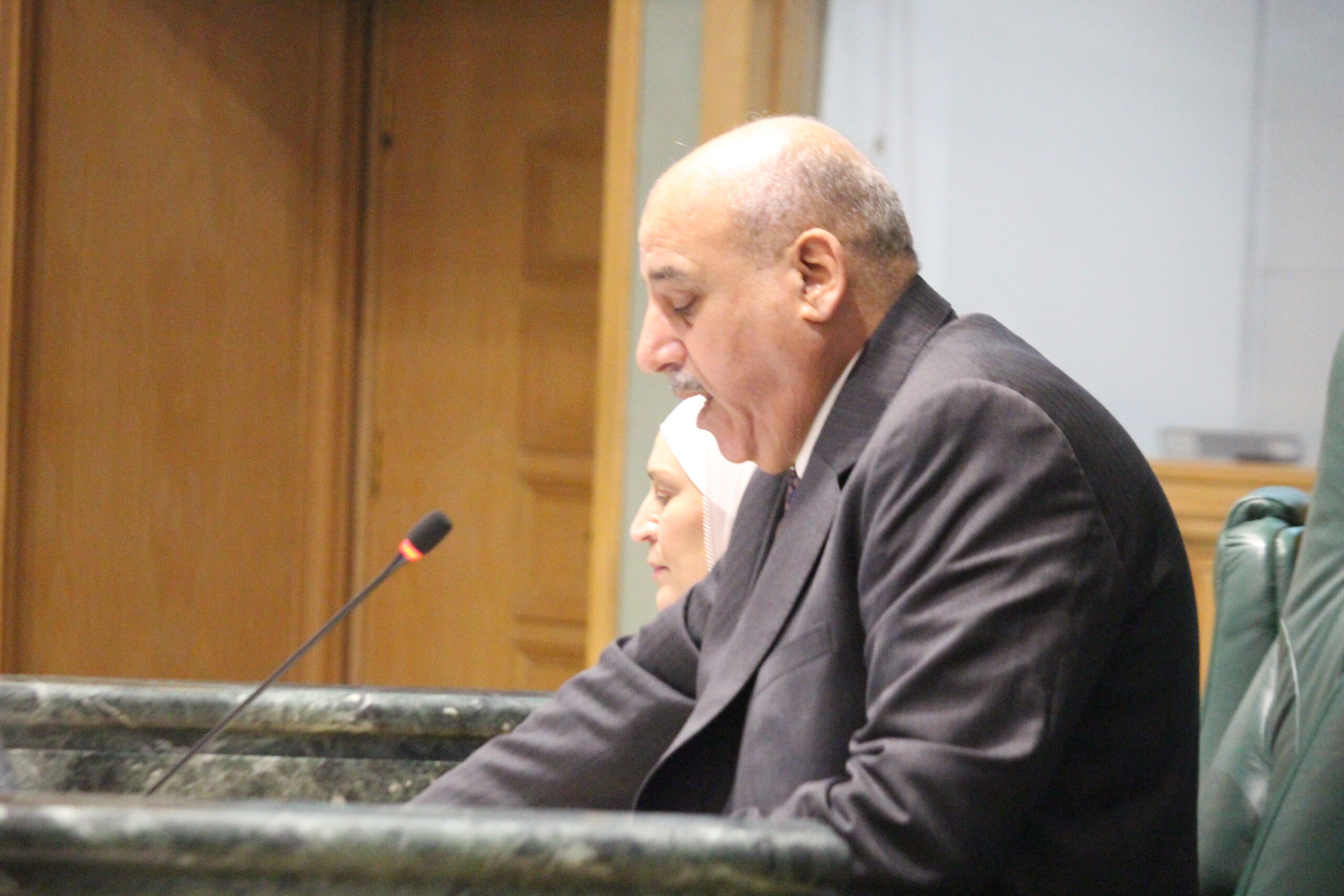 بالصور والفيديو… لقطات قبيل انطلاق جلسة النواب اليوم