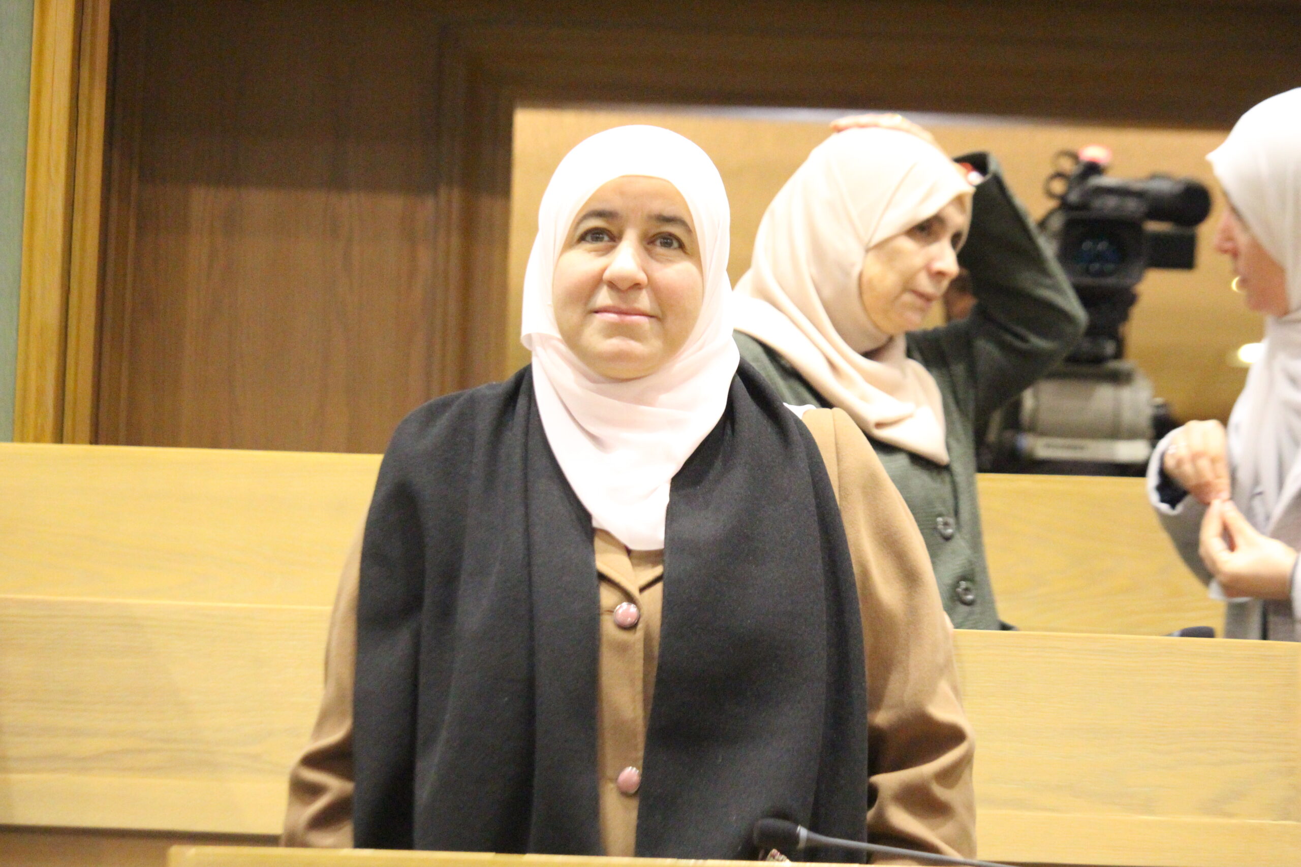 بالصور والفيديو… لقطات قبيل انطلاق جلسة النواب اليوم