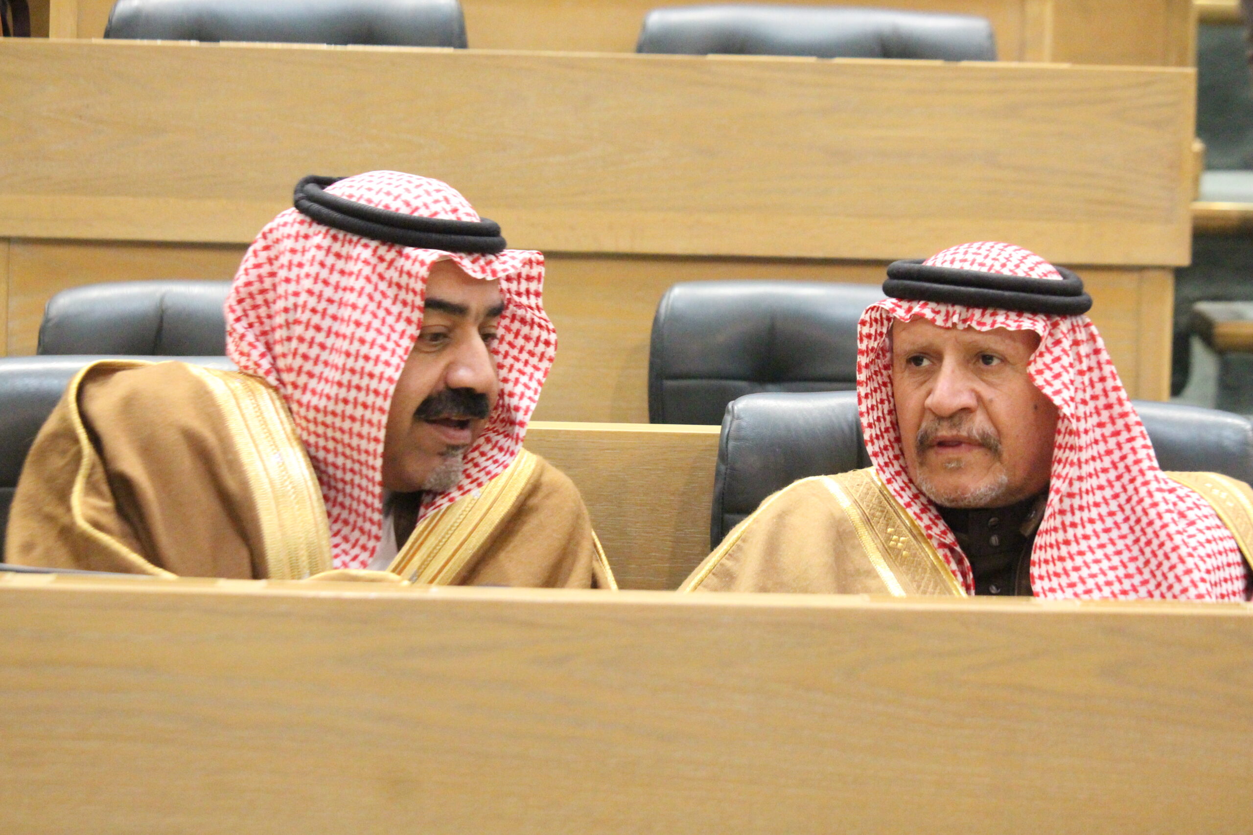 بالصور والفيديو… لقطات قبيل انطلاق جلسة النواب اليوم