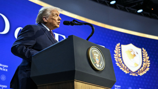 ترامب في دافوس: مجلس السلام سيضع حداً للحروب والتزام كامل بإعادة إعمار غزة