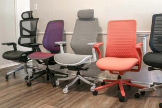 الضمان الاجتماعي يطرح عطاءً لتوريد 400 كرسي لموظفيه