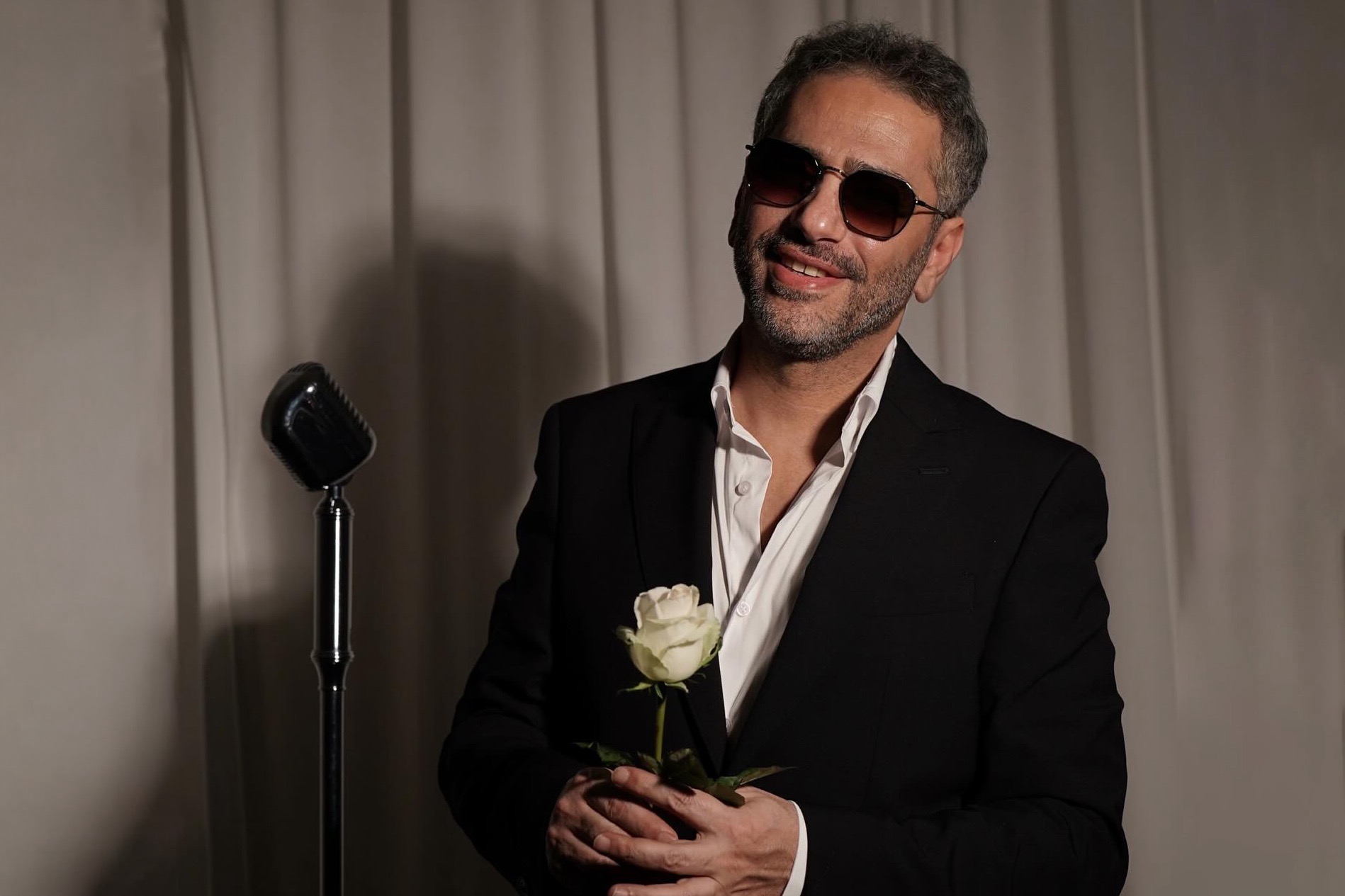 جوائز «جوي أوردز» تعيد فضل شاكر إلى الواجهة بتتويج مزدوج