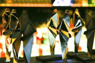 جائزة «بيكاسو دور» تعلن الفائزين بمسابقة أفضل الملصقات الإعلانية الطرقية لعام 2026