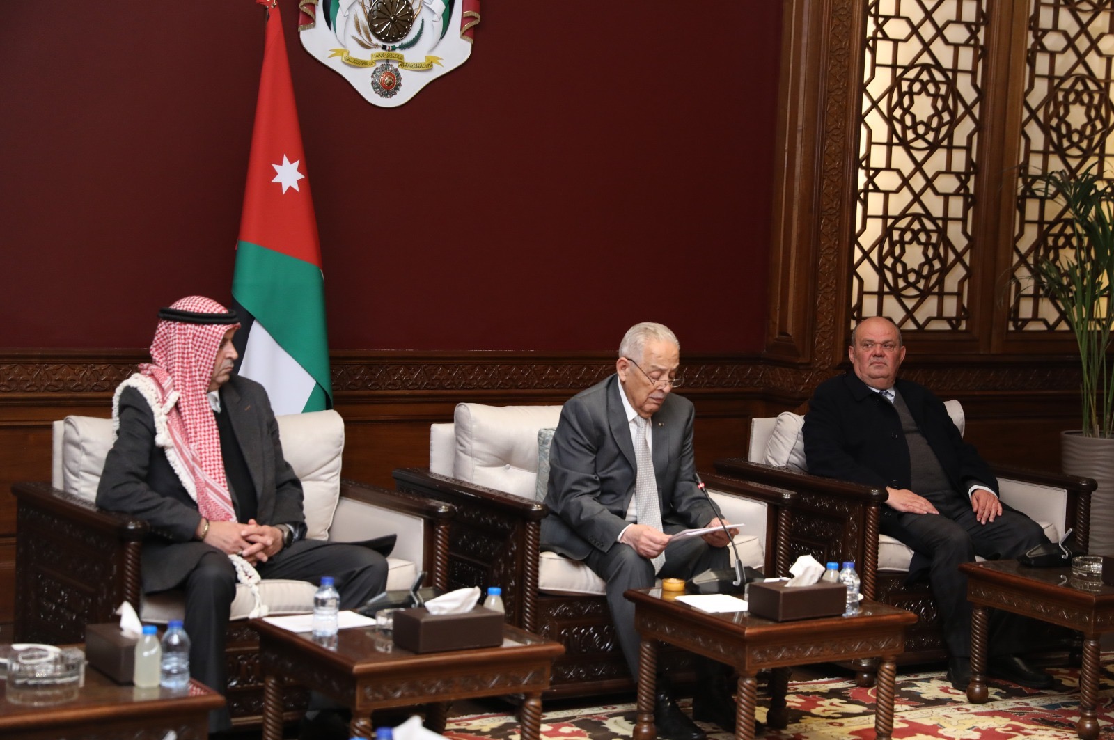 صورة حول : العيسوي: الأردن لم يرضخ يوما للظروف المحيطة العيسوي: الأردن لم يرضخ يوما للظروف المحيطة