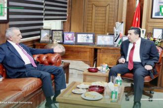 الرواشدة في جامعة البلقاء: شراكة ثقافية لبناء جيل مبدع