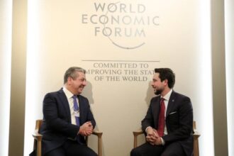 ولي العهد يعقد لقاء في دافوس مع رئيس حكومة إقليم كردستان