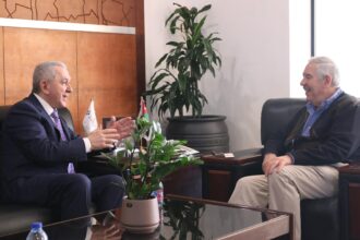 العقبة وأذربيجان تبحثان تعزيز التعاون الاقتصادي واستقطاب الاستثمارات المشتركة