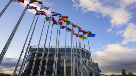 البرلمان الأوروبي يعلق المصادقة على الاتفاق التجاري مع الولايات المتحدة بسبب تهديدات ترامب