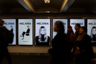 ميلانيا ترامب تستضيف عرضًا خاصًا لفيلم يوثق الأيام الـ20 قبل تنصيب زوجها