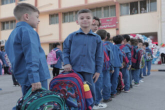 1.5 مليون طالب يعودون إلى مقاعد الدراسة إيذانًا ببدء الفصل الدراسي الثاني