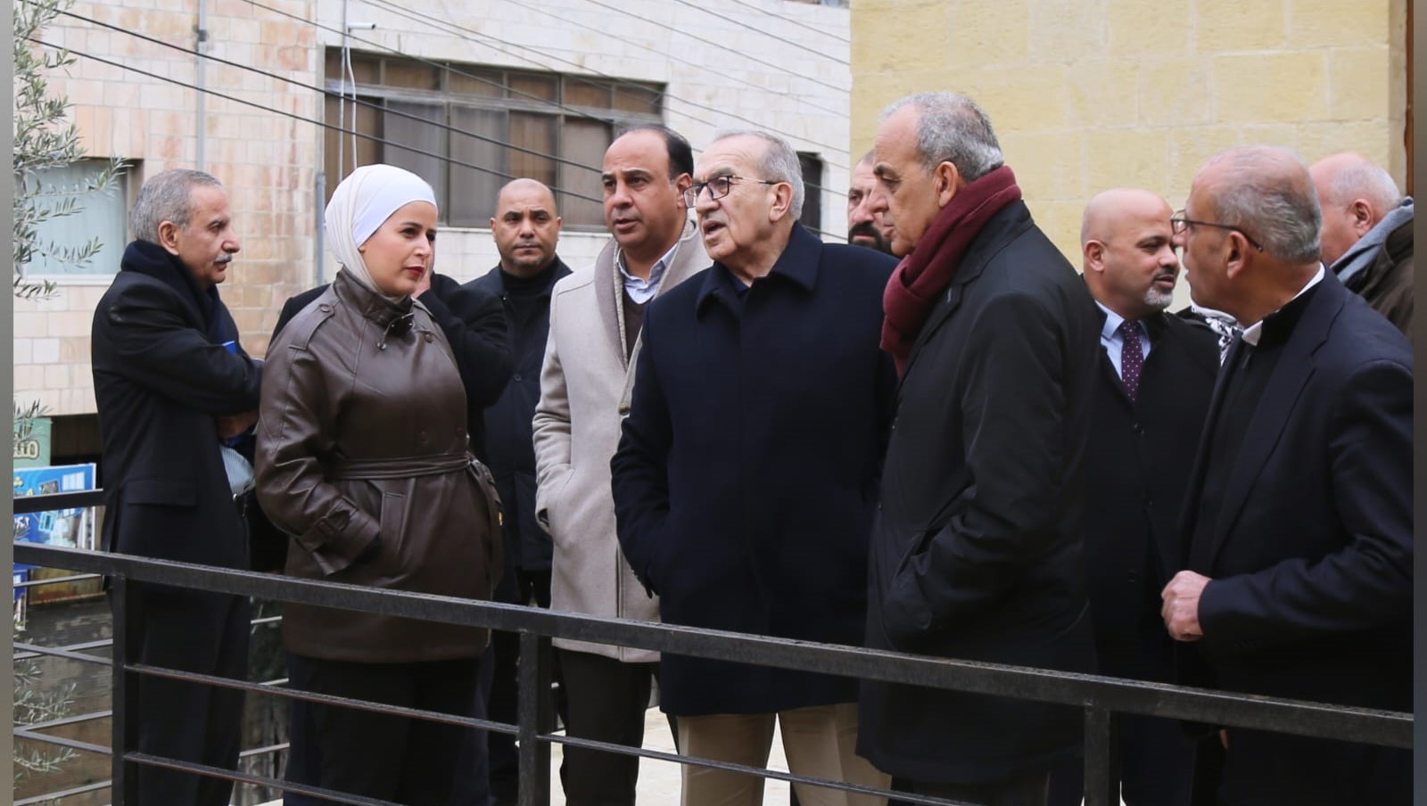 صورة حول : وزيرا الأشغال والسياحة يبحثان تطوير المواقع السياحية والتراثية في مدينة السلط وزيرا الأشغال والسياحة يبحثان تطوير المواقع السياحية والتراثية في مدينة السلط