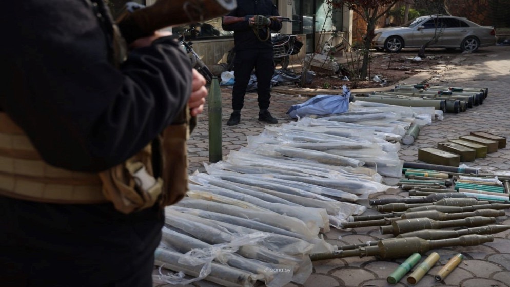 صورة حول : إحباط تهريب شحنة صواريخ وأسلحة إلى لبنان عبر ريف دمشق إحباط تهريب شحنة صواريخ وأسلحة إلى لبنان عبر ريف دمشق