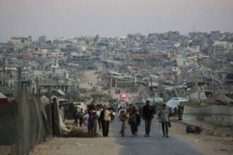 استشهاد 4 فلسطينيين وإصابة 3 آخرين جراء قصف إسرائيلي في حي التفاح بغزة