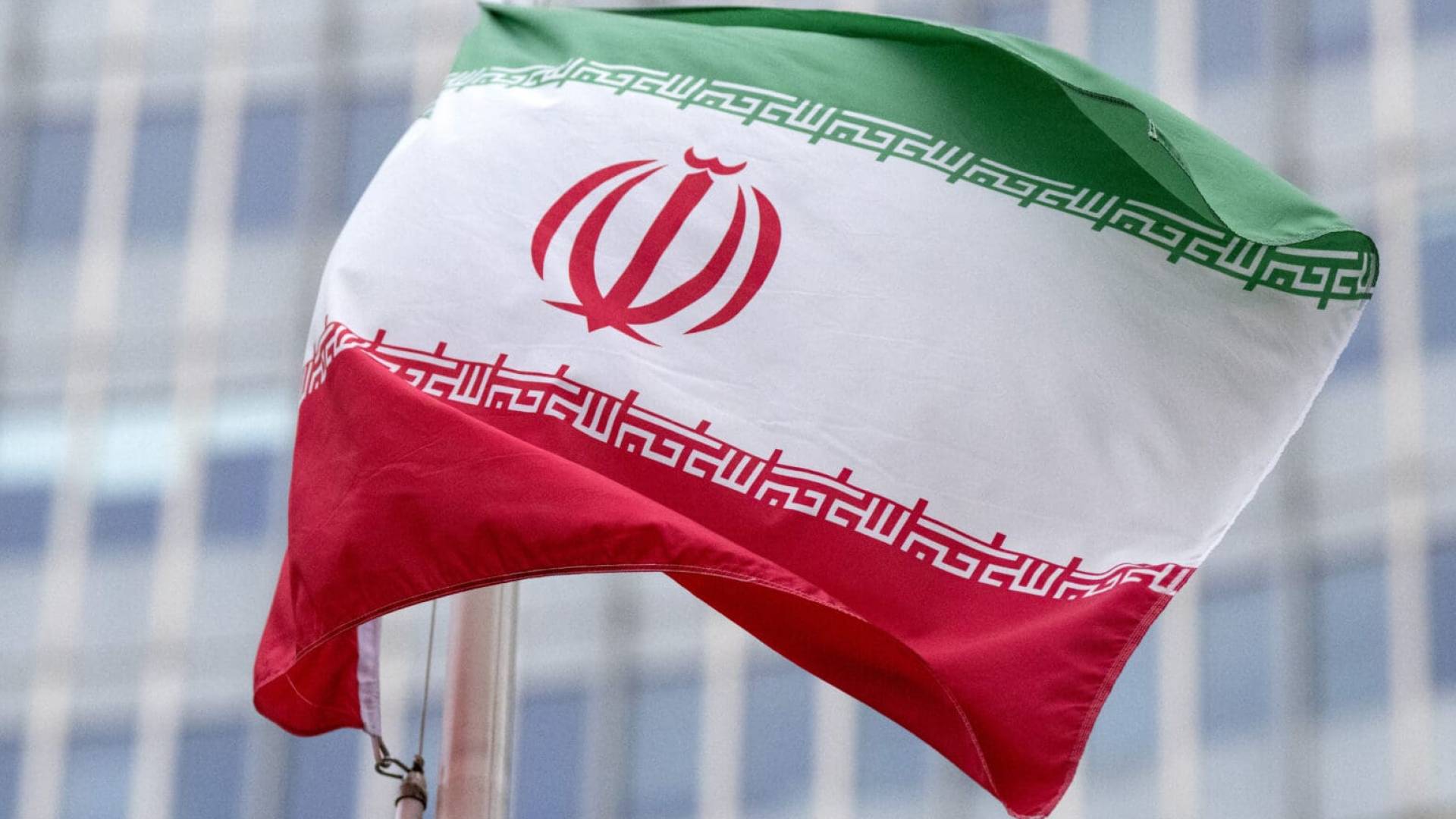 صورة حول : إيران تؤكد الجاهزية العسكرية القصوى مع تمسكها بالحلول الدبلوماسية إيران تؤكد الجاهزية العسكرية القصوى مع تمسكها بالحلول الدبلوماسية