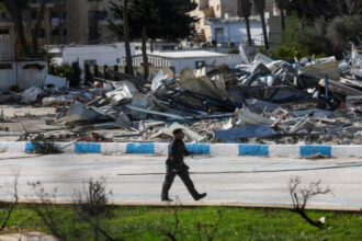 أبو حسنة: إسرائيل تصعّد ضد الأونروا وتهدد بإغلاق معهد قلنديا في القدس