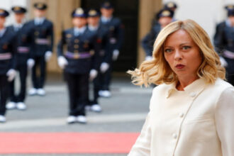 ميلوني تطلب من ترامب تعديل بنود مجلس السلام للسماح بإيطاليا بالانضمام