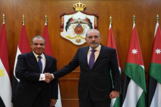 الصفدي وعبد العاطي يؤكدان دعم الأردن لمهمة مجلس السلام وحل الدولتين