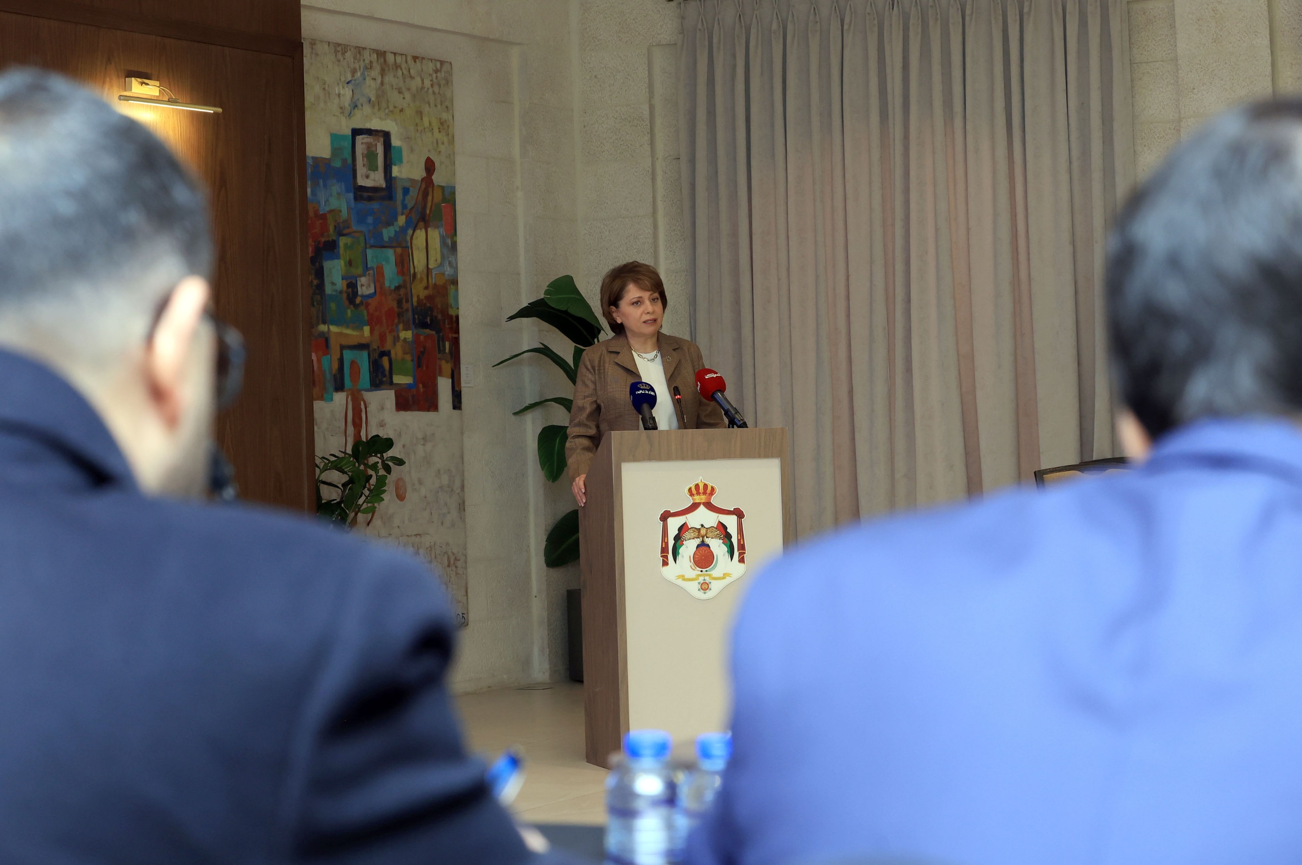 الأردن يناقش توظيف الذكاء الاصطناعي لتطوير الإدارة الحكومية العربية