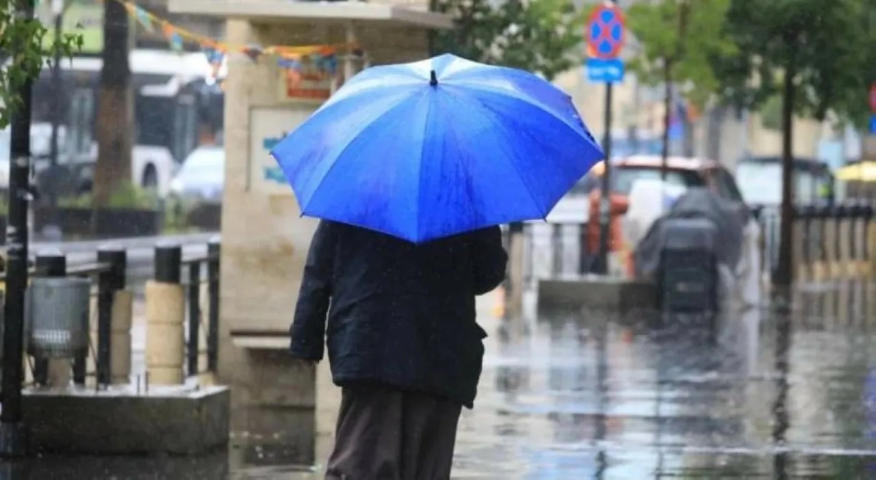 صورة حول : أمطار غزيرة ورياح قوية تضرب الأردن خلال الأيام المقبلة أمطار غزيرة ورياح قوية تضرب الأردن خلال الأيام المقبلة