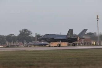 تحرك مفاجئ للمقاتلات الأمريكية "إف-35" نحو أوروبا والشرق الأوسط