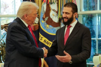 ترامب يتباحث مع الرئيس السوري الشرع حول الأمن والاستقرار ودعم إعادة الإعمار