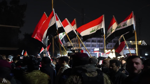 مئات المحتجين يتجمّعون قرب المنطقة الخضراء في بغداد