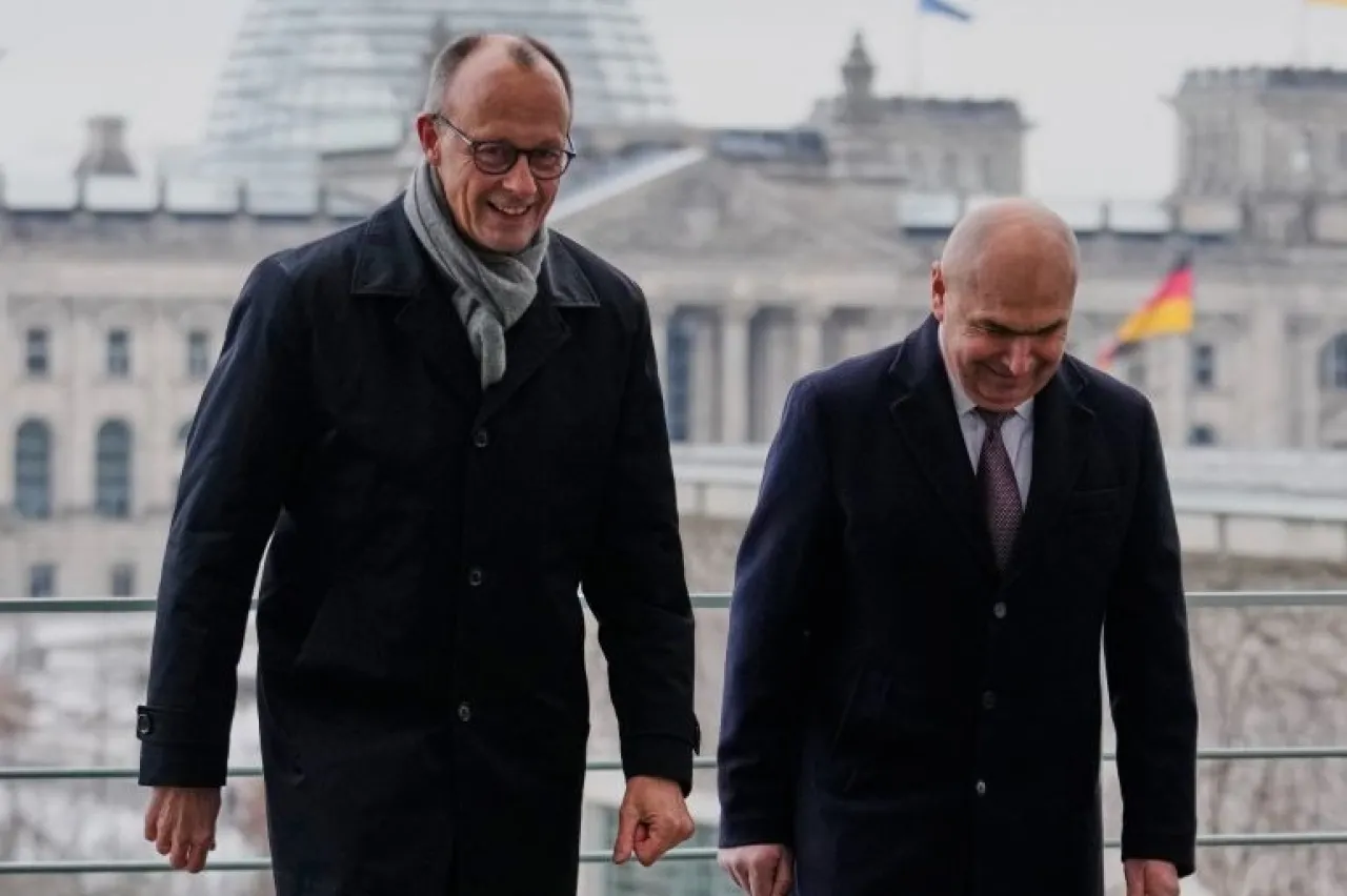 صورة حول : ميرتس: أيام النظام الإيراني معدودة ويدعم تصنيف الحرس الثوري إرهابياً ميرتس: أيام النظام الإيراني معدودة ويدعم تصنيف الحرس الثوري إرهابياً