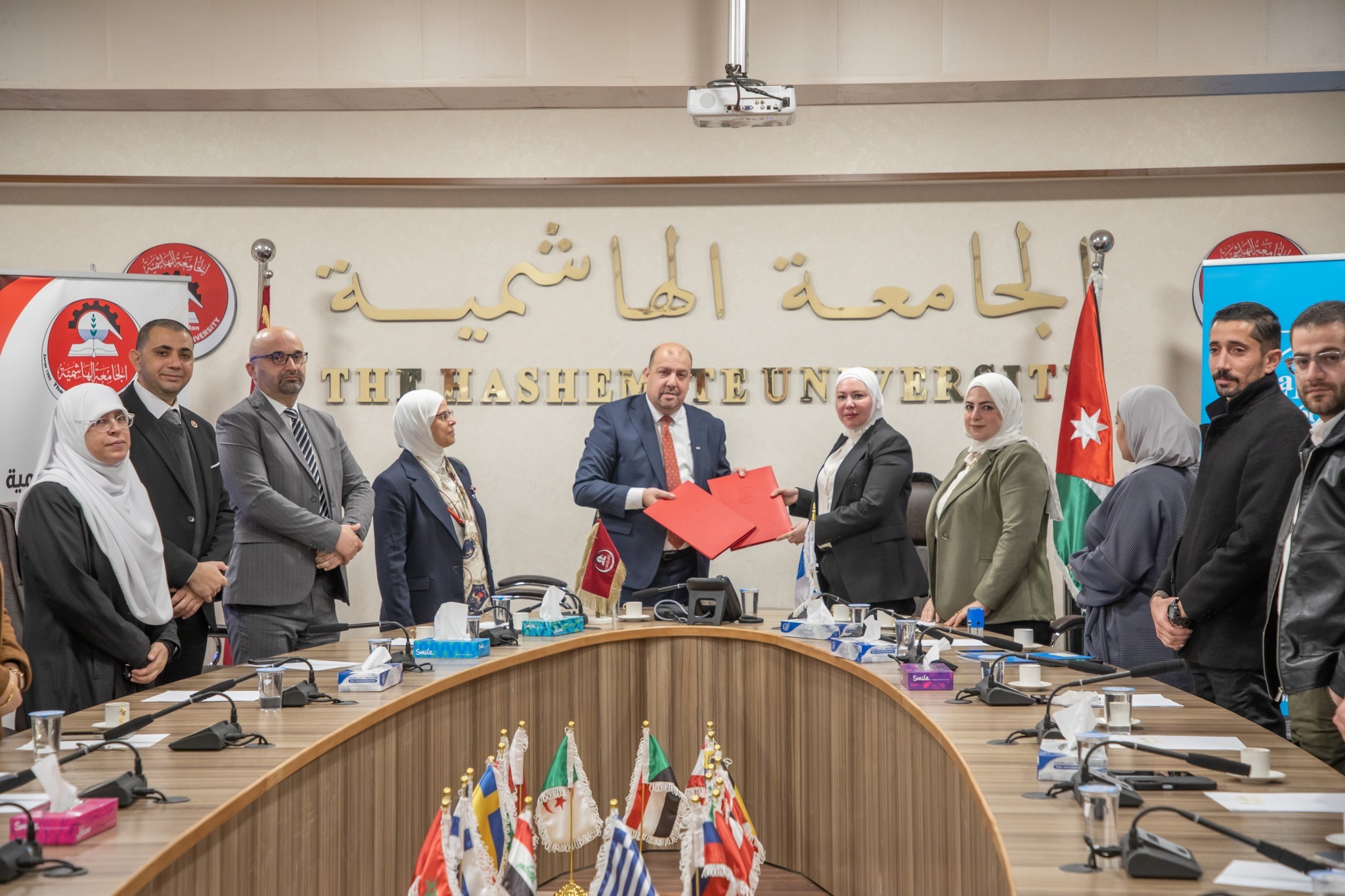 الجامعة الهاشمية تعزّز شراكاتها مع القطاعين الصناعي والرقمي لدعم البحث التطبيقي وريادة الأعمال