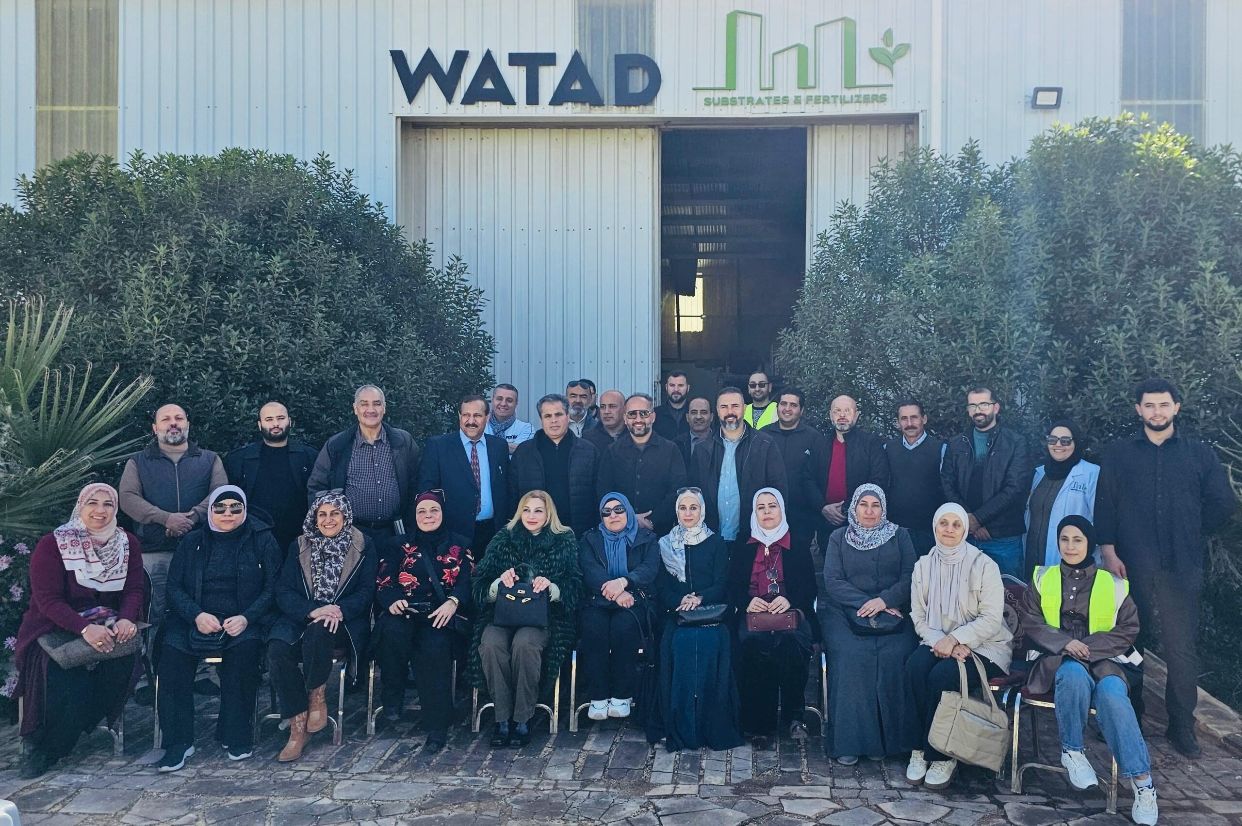 صورة حول : جمعية ريادة الأعمال الزراعية تعزز الشراكة مع القطاع الخاص في زيارة لمصنع ‘وتد الزراعية’ جمعية ريادة الأعمال الزراعية تعزز الشراكة مع القطاع الخاص في زيارة لمصنع ‘وتد الزراعية’