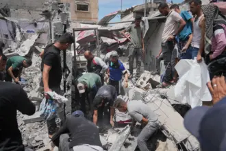 ارتفاع حصيلة الشهداء في غزة إلى 31 قتيلاً جراء الغارات الإسرائيلية