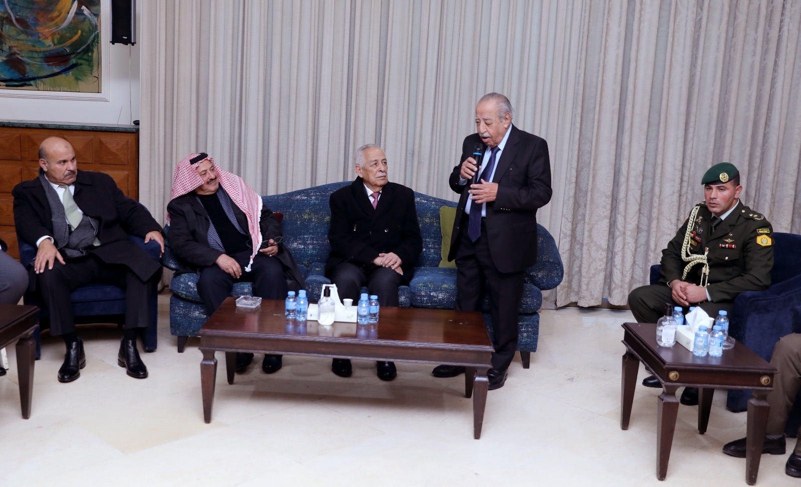 *مندوبا عن الملك وولي العهد… العيسوي يعزي عشائر الغنانيم والشوابكة والزناتية والنجداوي*