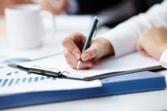 دوائر حكومية تدعو مرشحين لاختبار تنافسي "أسماء"